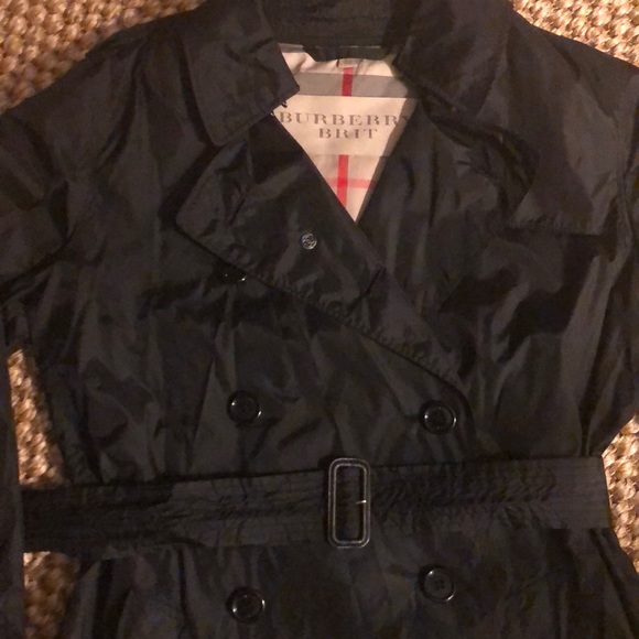 Burberry Black Nylon Trench Coat (Mid-Length) - Picture 2 of 4